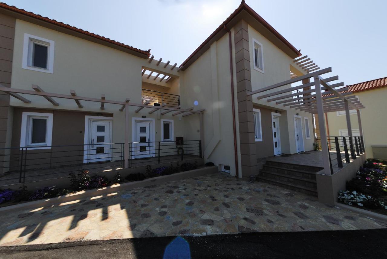 Antonios Village Hotel & Apartments Arkoudi Exterior photo