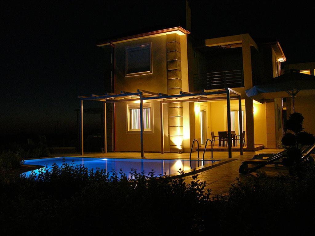 Antonios Village Hotel & Apartments Arkoudi Exterior photo