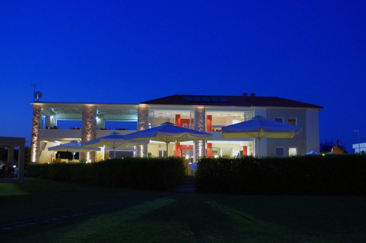 Antonios Village Hotel & Apartments Arkoudi Exterior photo